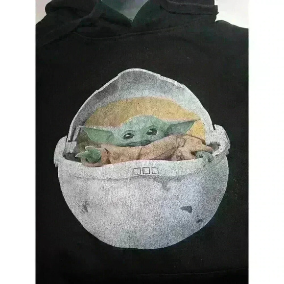 Star Wars Mad Engine Baby Yoda Hoodie in‎ Black Size Small - Picture 2 of 9
